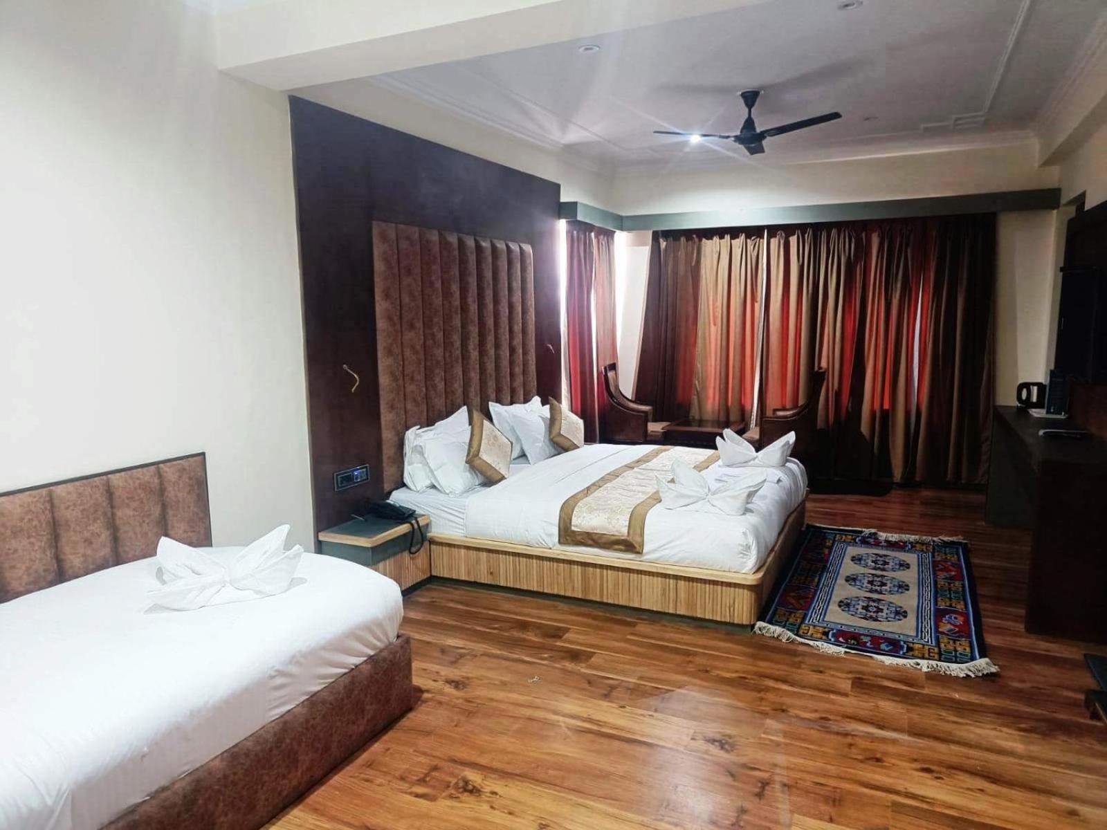 Hotel Ladakh Heaven Leh Buitenkant foto