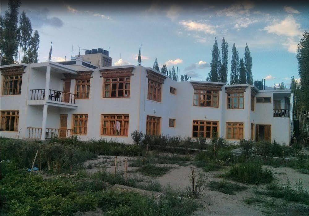 Hotel Ladakh Heaven Leh Buitenkant foto